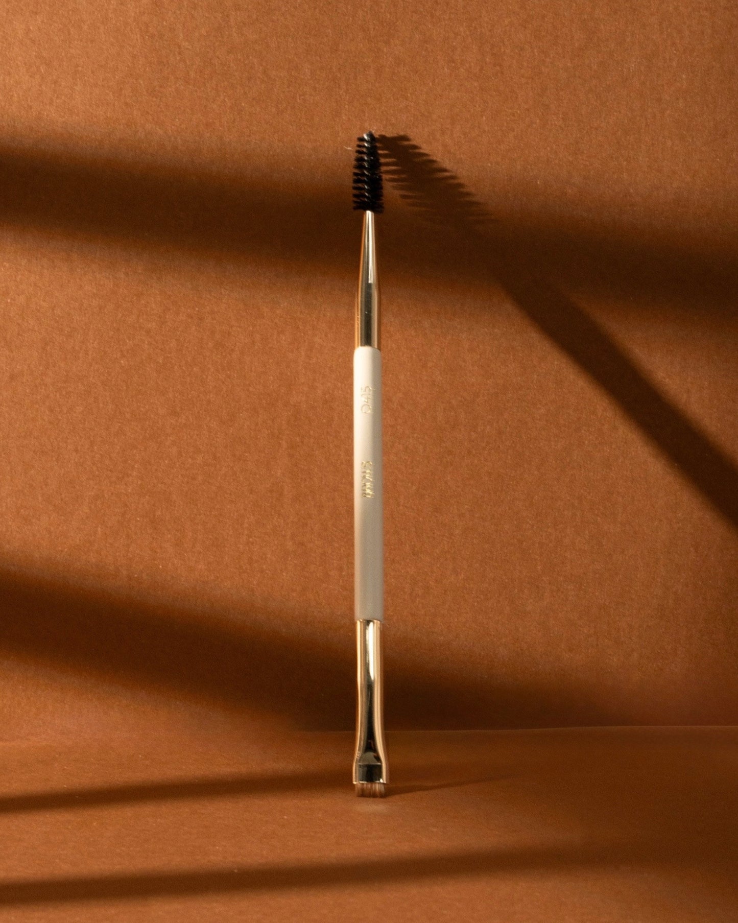 Brow Brush – O415