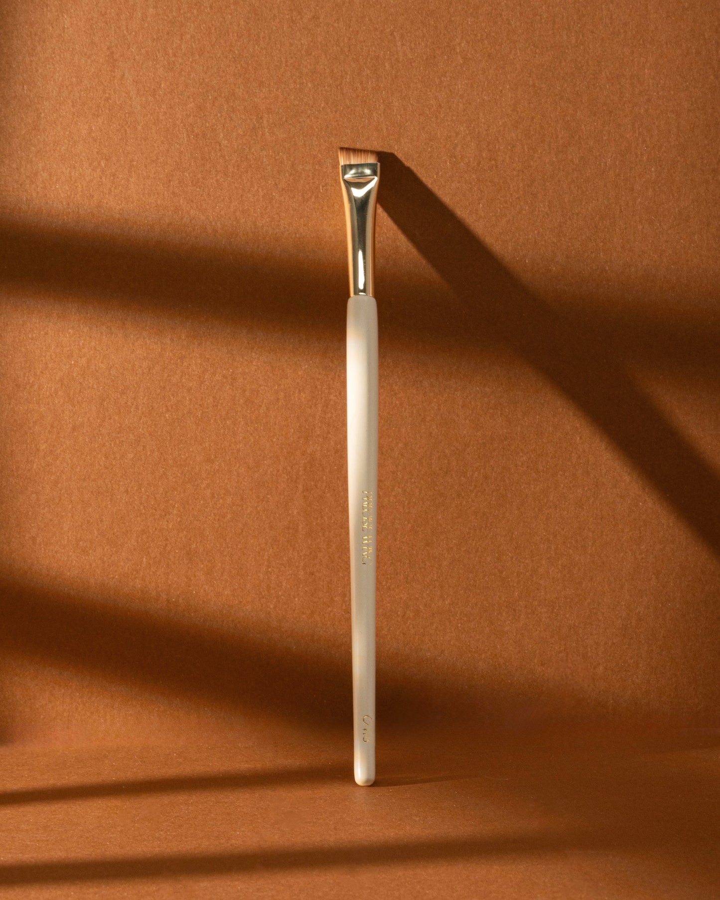 Precise Wing Brush – O416